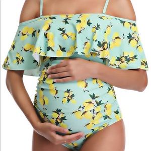 Medium maternity bathing suit